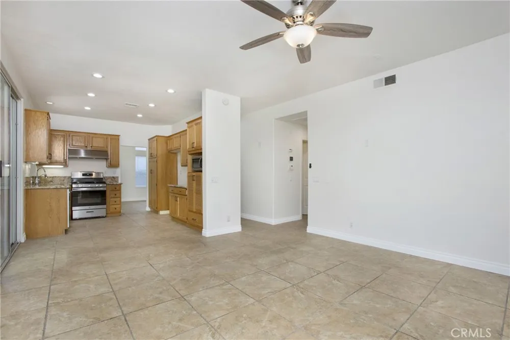16 Parremo Mission Viejo, CA 92692