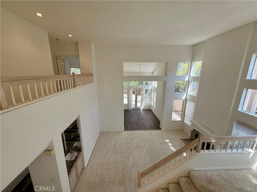 27461 Glenwood Drive Mission Viejo, CA 92692
