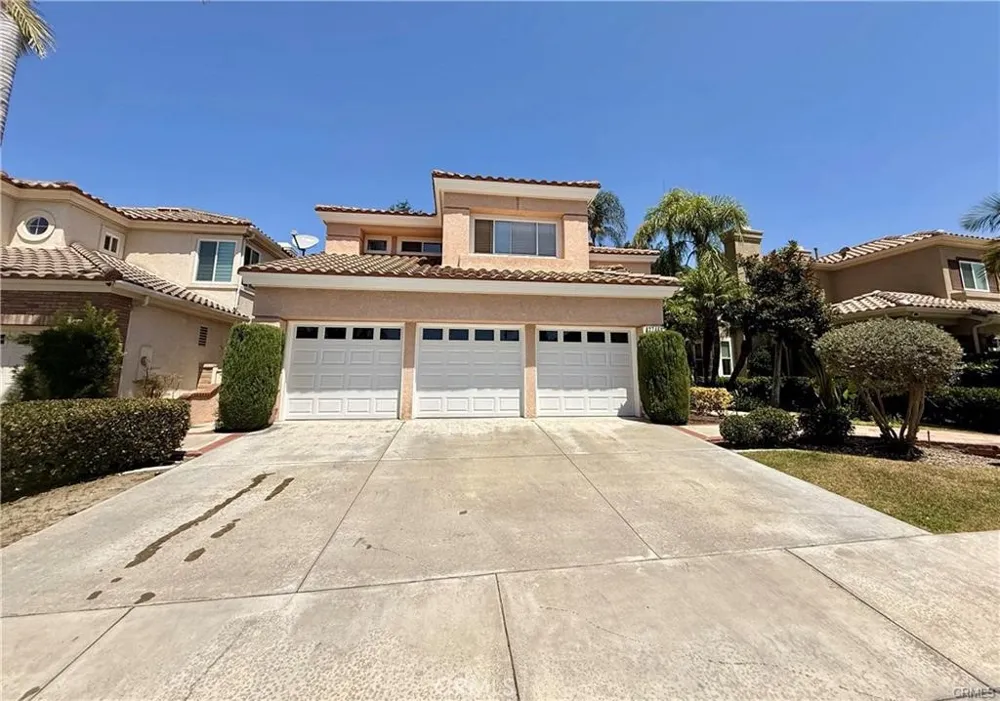 27461 Glenwood Drive Mission Viejo, CA 92692