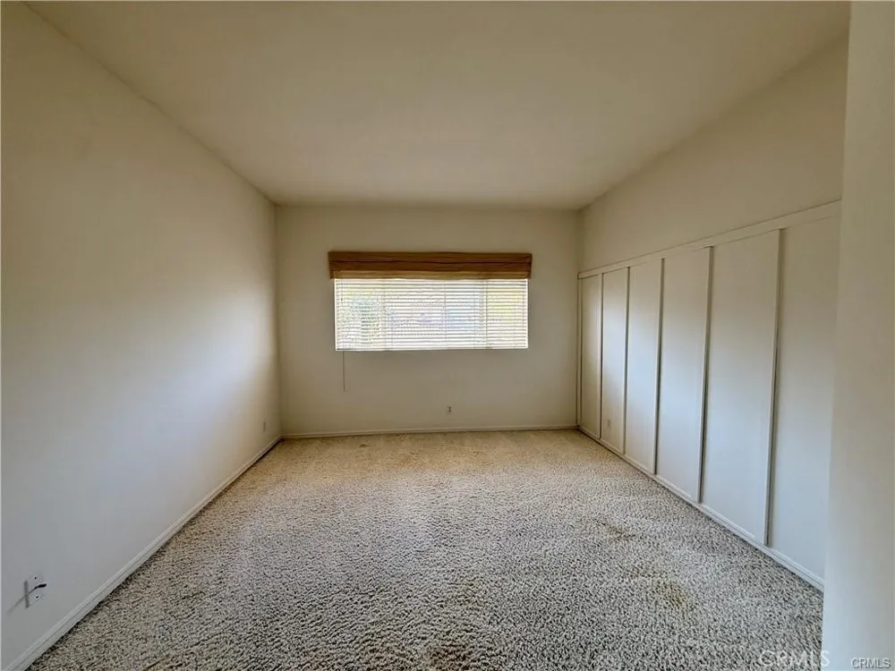 27461 Glenwood Drive Mission Viejo, CA 92692