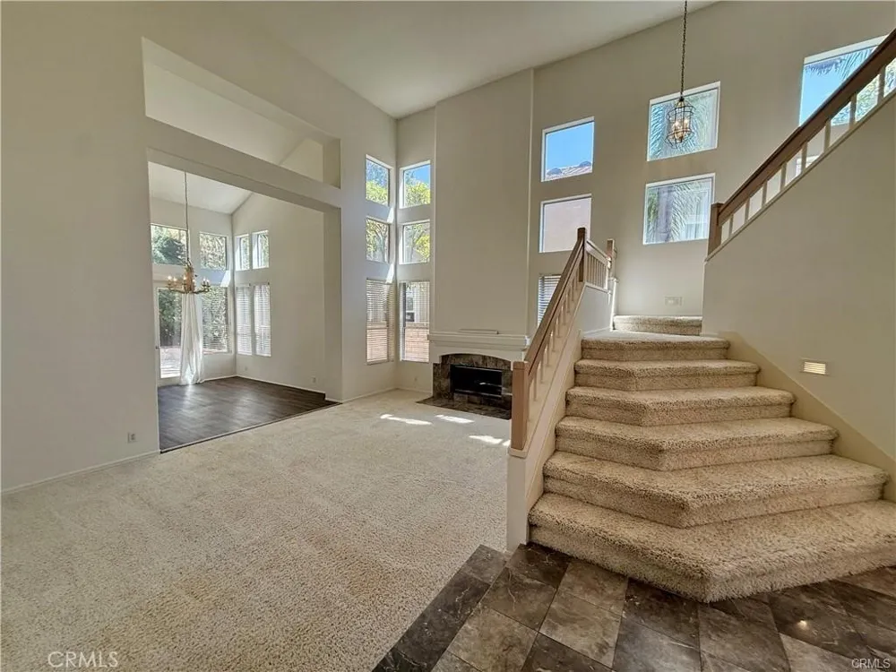 27461 Glenwood Drive Mission Viejo, CA 92692