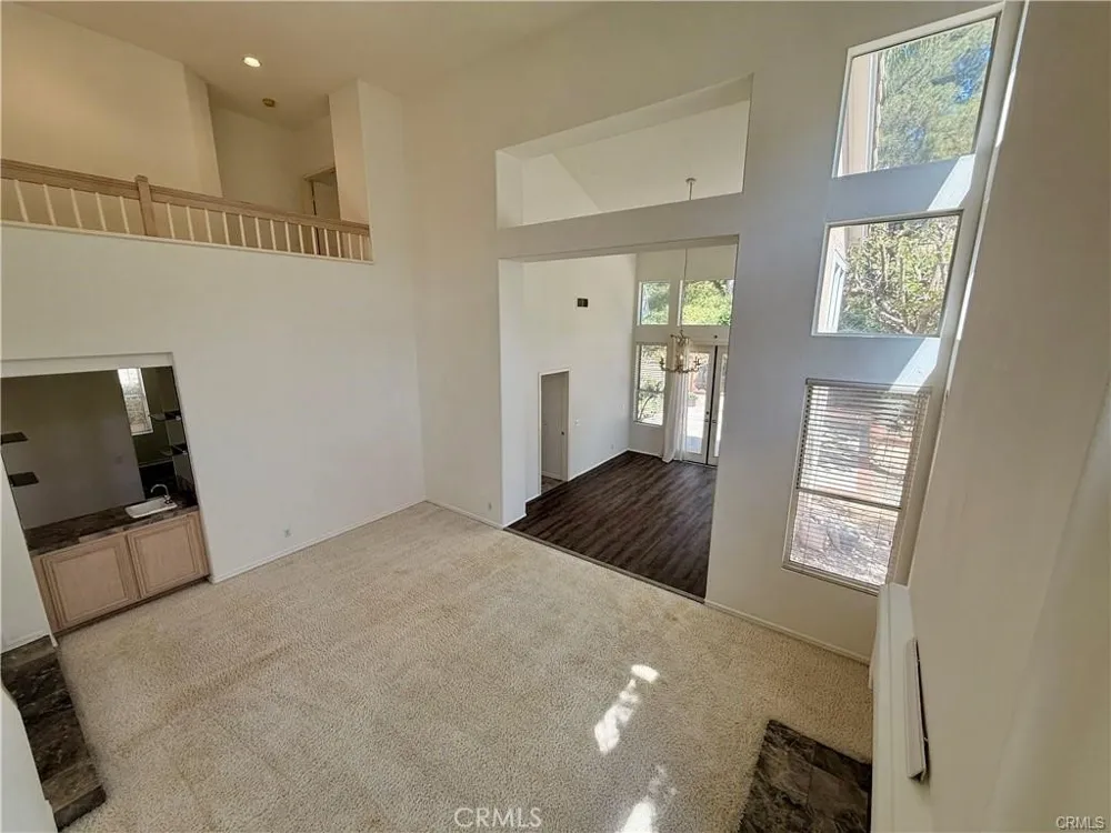 27461 Glenwood Drive Mission Viejo, CA 92692
