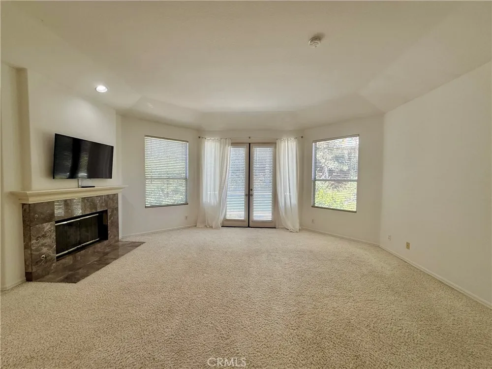27461 Glenwood Drive Mission Viejo, CA 92692