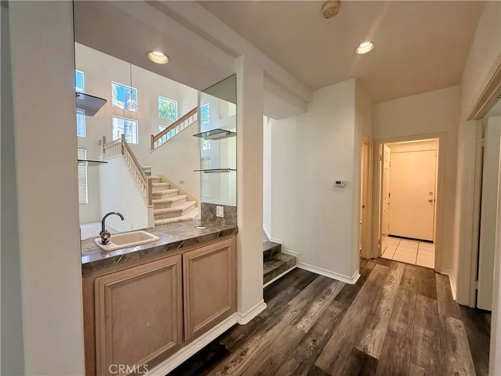 27461 Glenwood Drive Mission Viejo, CA 92692