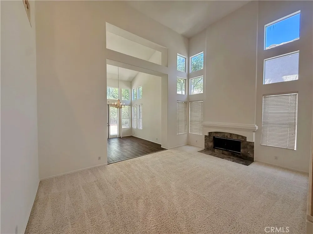 27461 Glenwood Drive Mission Viejo, CA 92692