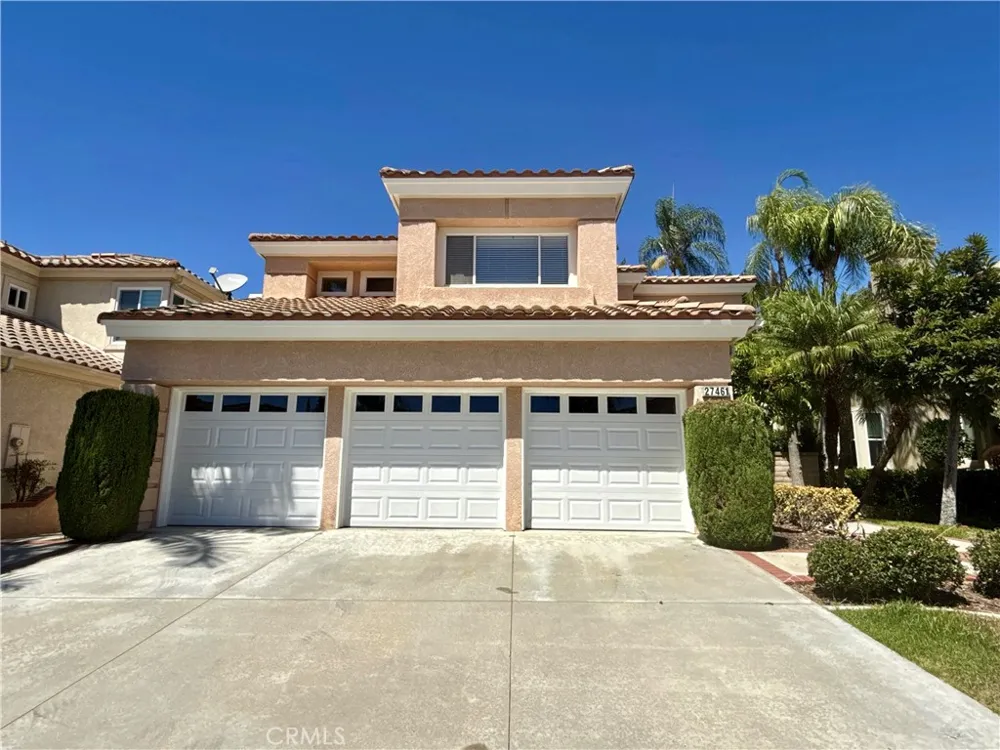 27461 Glenwood Drive Mission Viejo, CA 92692