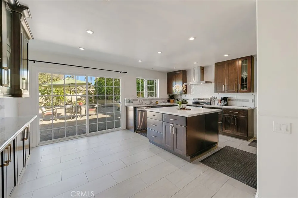 24741 Priscilla Dana Point, CA 92629
