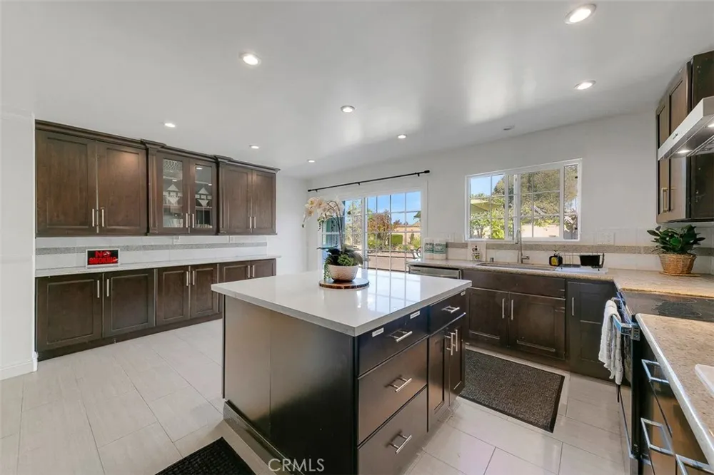 24741 Priscilla Dana Point, CA 92629