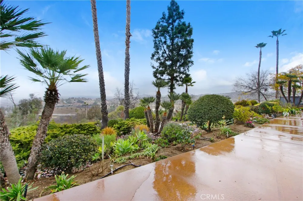31396 Lake Vista Cir Fallbrook, CA 92003