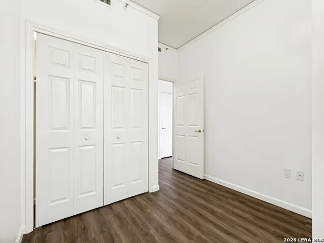 1 Towers Park Ln #205 San Antonio, TX 78209
