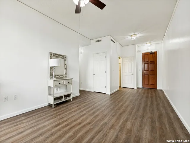 1 Towers Park Ln #205 San Antonio, TX 78209