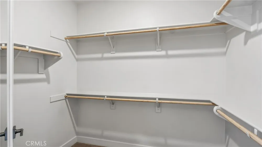 291 Lynx Irvine, CA 92618