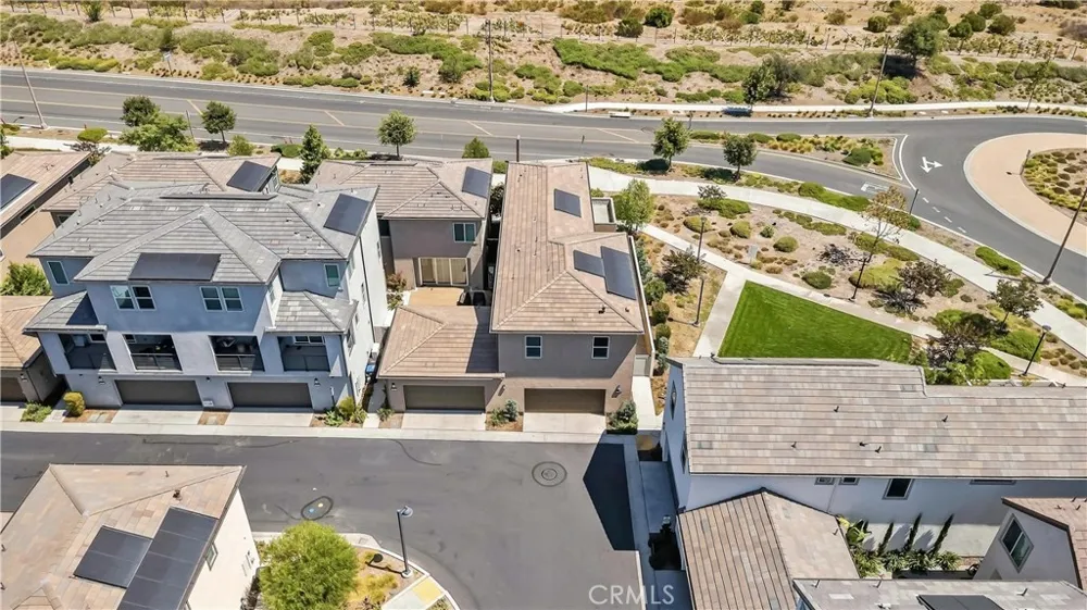 291 Lynx Irvine, CA 92618