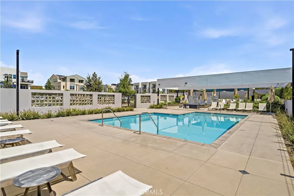 291 Lynx Irvine, CA 92618