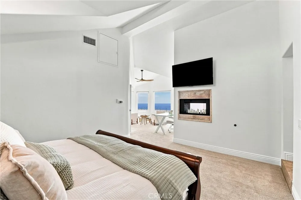 6 Cavalier Laguna Niguel, CA 92677