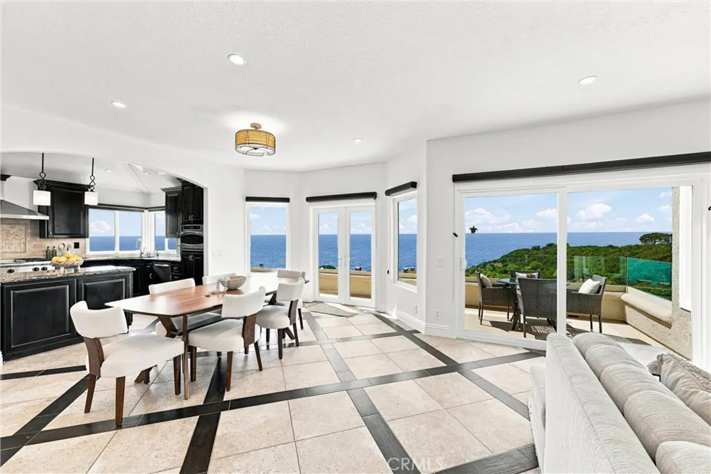 6 Cavalier Laguna Niguel, CA 92677