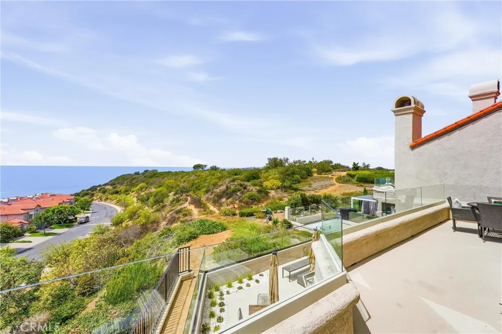 6 Cavalier Laguna Niguel, CA 92677