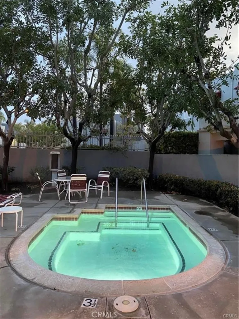 27783 Zircon #86 Mission Viejo, CA 92691
