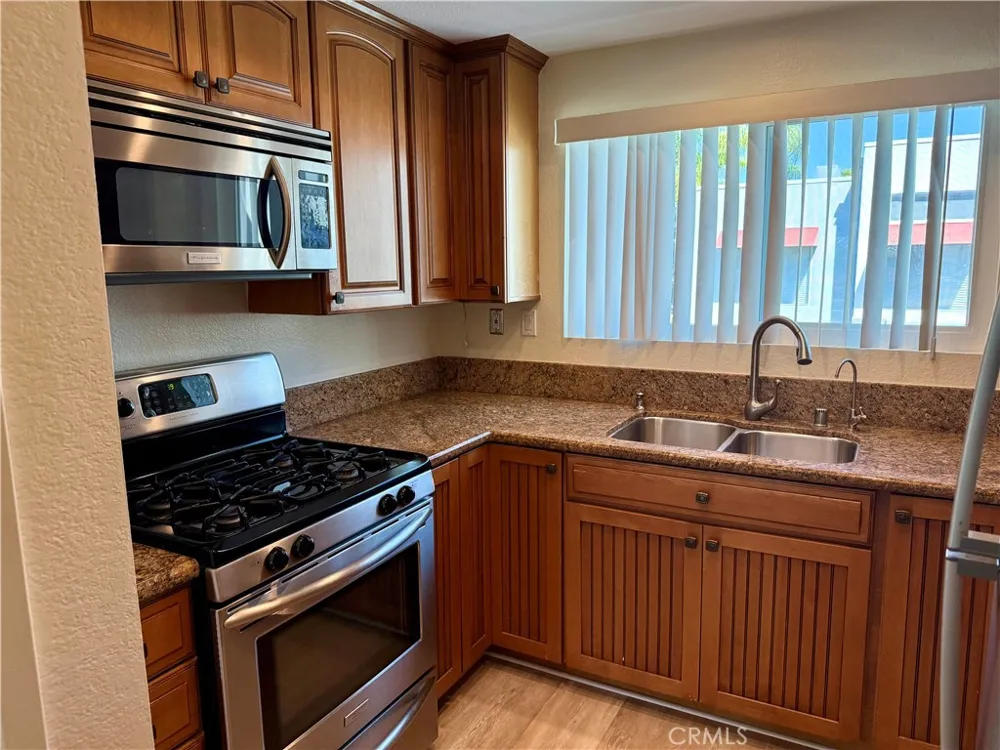 27783 Zircon #86 Mission Viejo, CA 92691