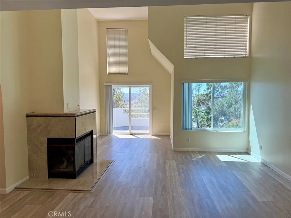 27783 Zircon #86 Mission Viejo, CA 92691