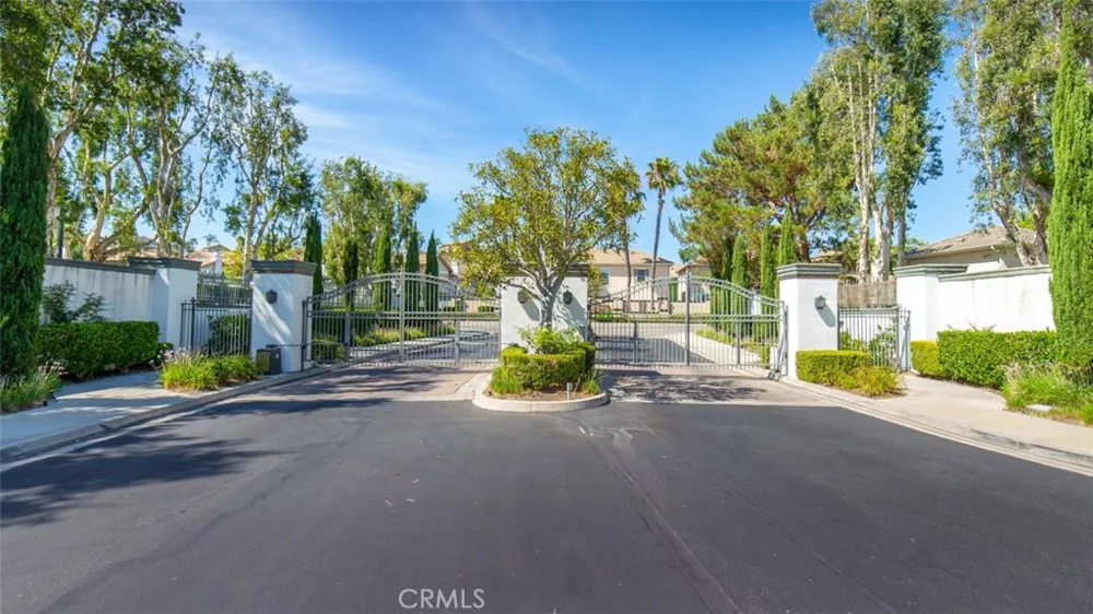 60 Melrose Mission Viejo, CA 92692