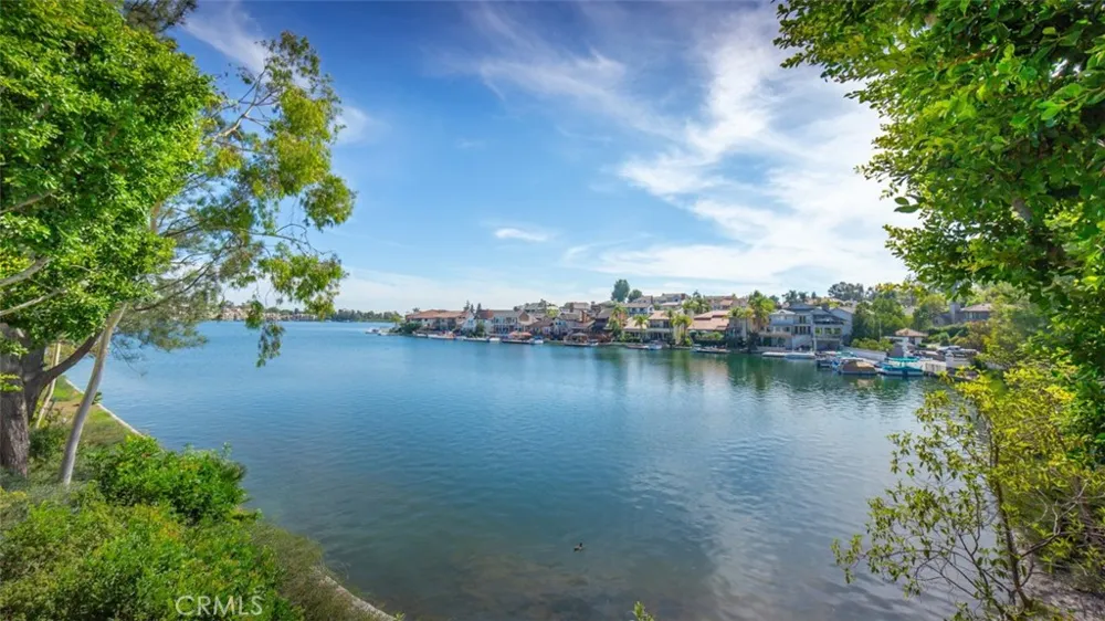 60 Melrose Mission Viejo, CA 92692