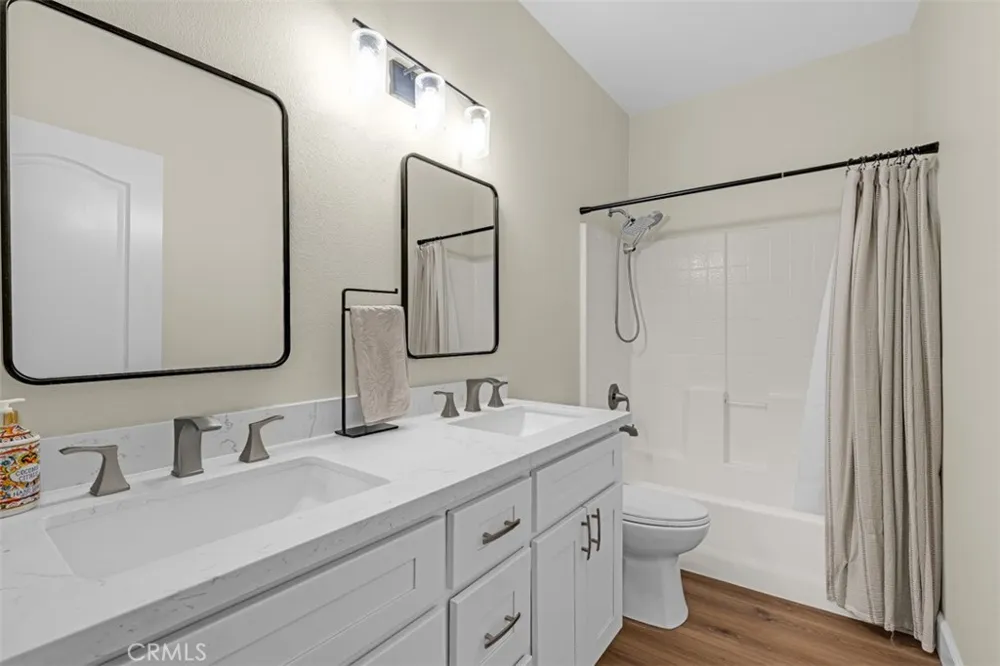 60 Melrose Mission Viejo, CA 92692