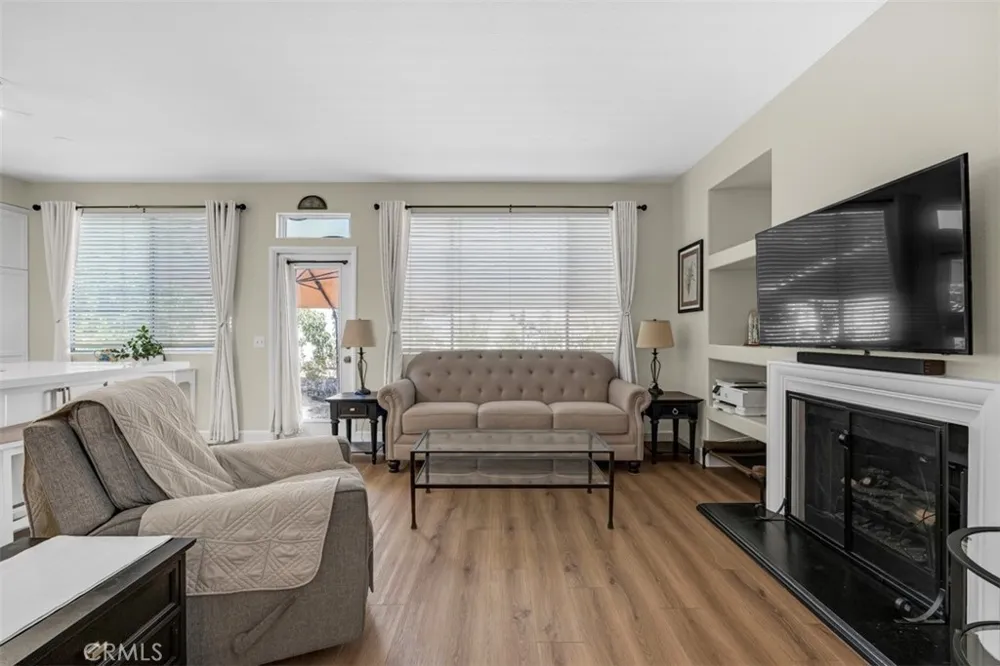 60 Melrose Mission Viejo, CA 92692
