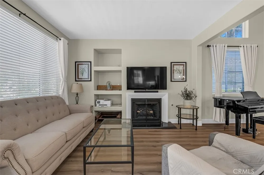 60 Melrose Mission Viejo, CA 92692