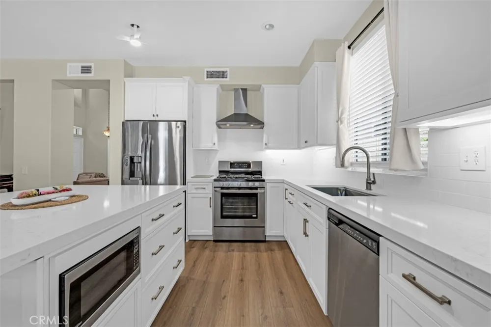 60 Melrose Mission Viejo, CA 92692