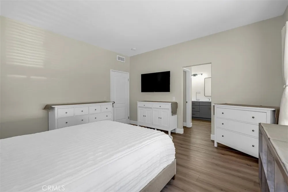 60 Melrose Mission Viejo, CA 92692