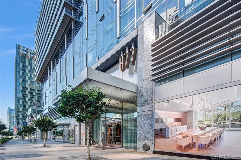 877 Francisco Street #1818 Los Angeles, CA 90017