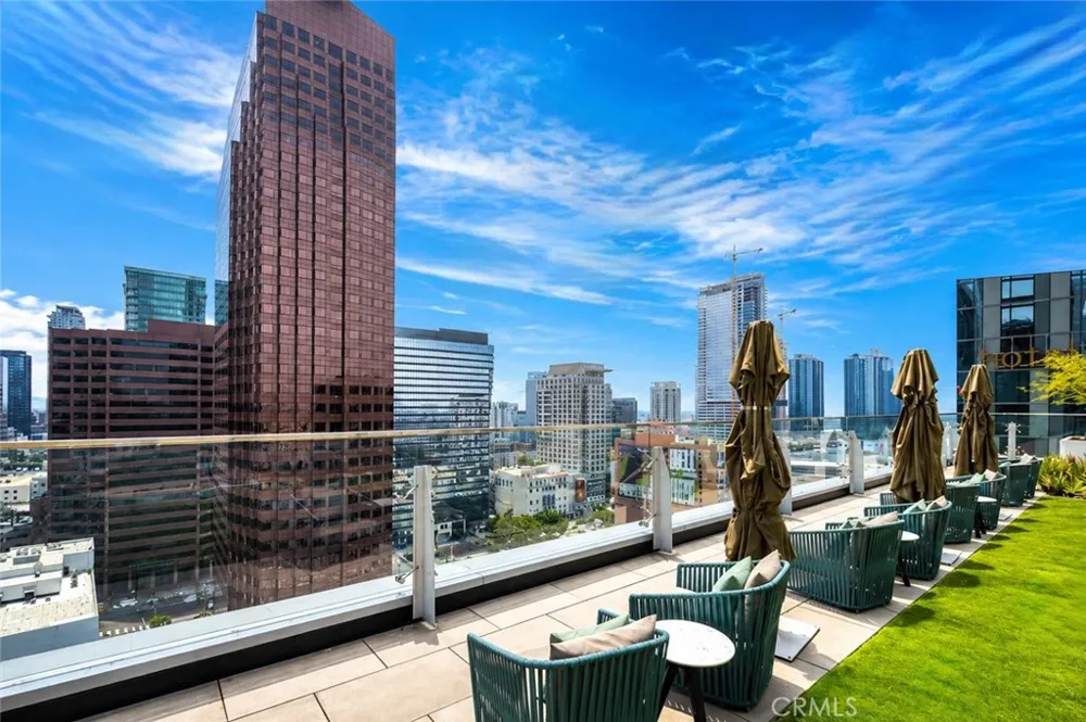 877 Francisco Street #1818 Los Angeles, CA 90017