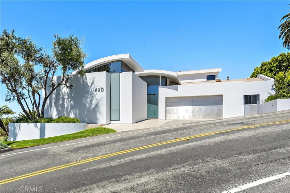 940 Summit Drive Laguna Beach, CA 92651