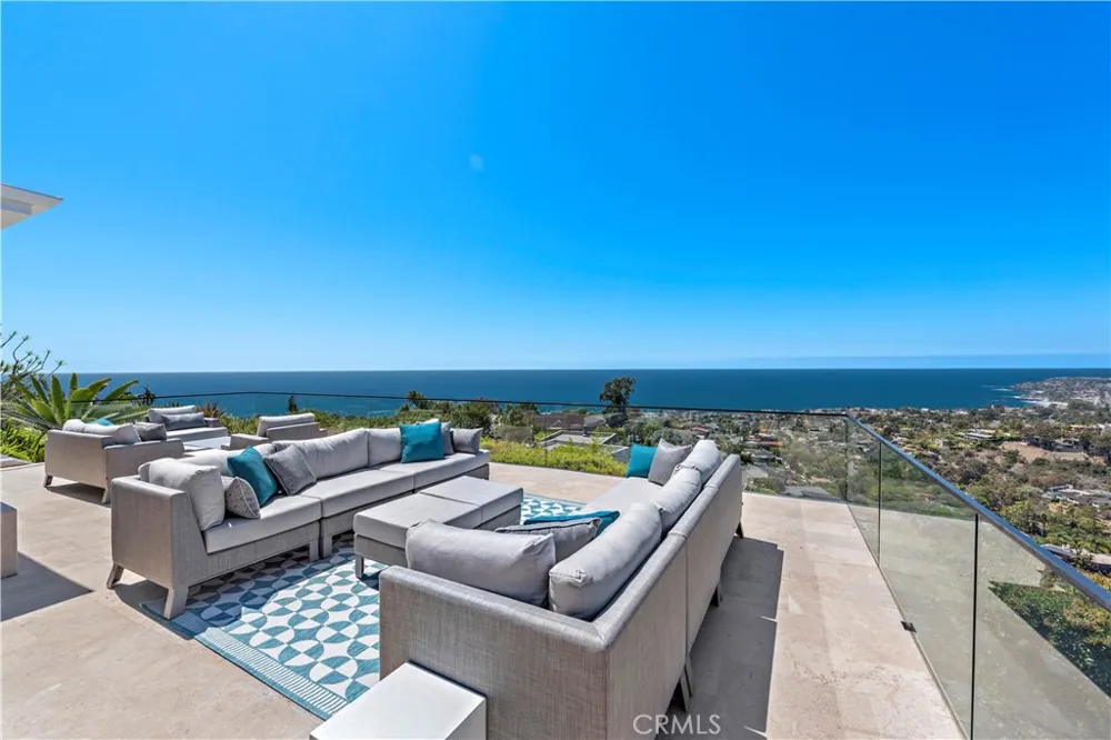 940 Summit Drive Laguna Beach, CA 92651