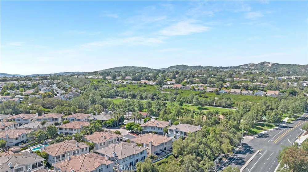12 Calle Viveza San Clemente, CA 92673