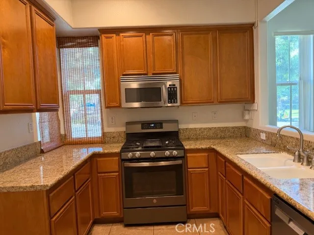 32 Trailing Vine Irvine, CA 92602