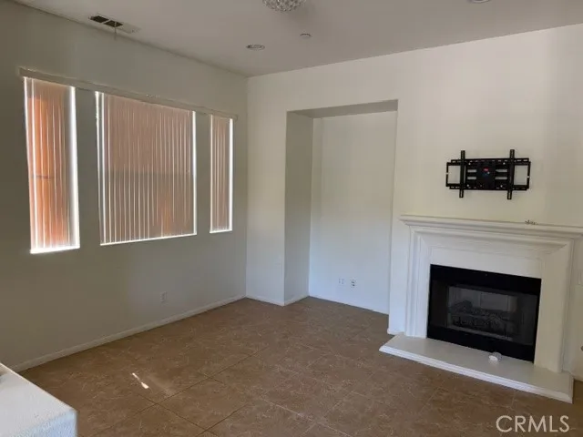 32 Trailing Vine Irvine, CA 92602
