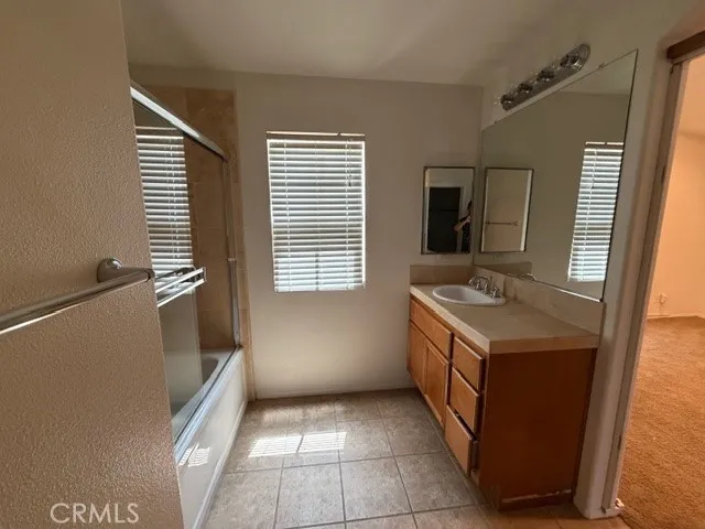 32 Trailing Vine Irvine, CA 92602
