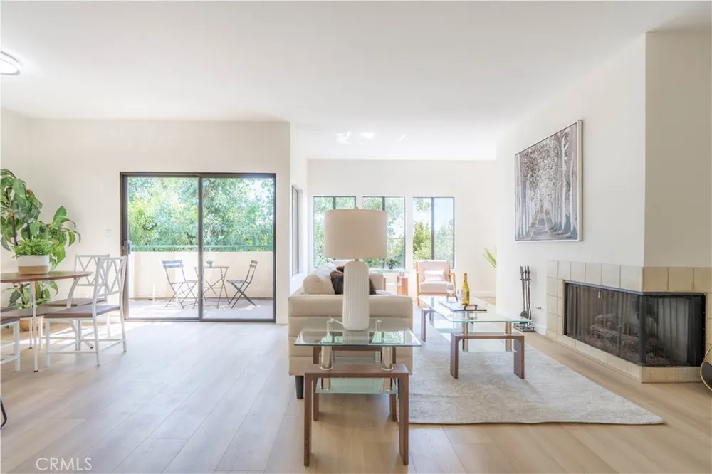 484 S Euclid #202 Pasadena, CA 91101