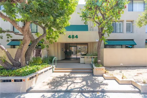 484 S Euclid #202