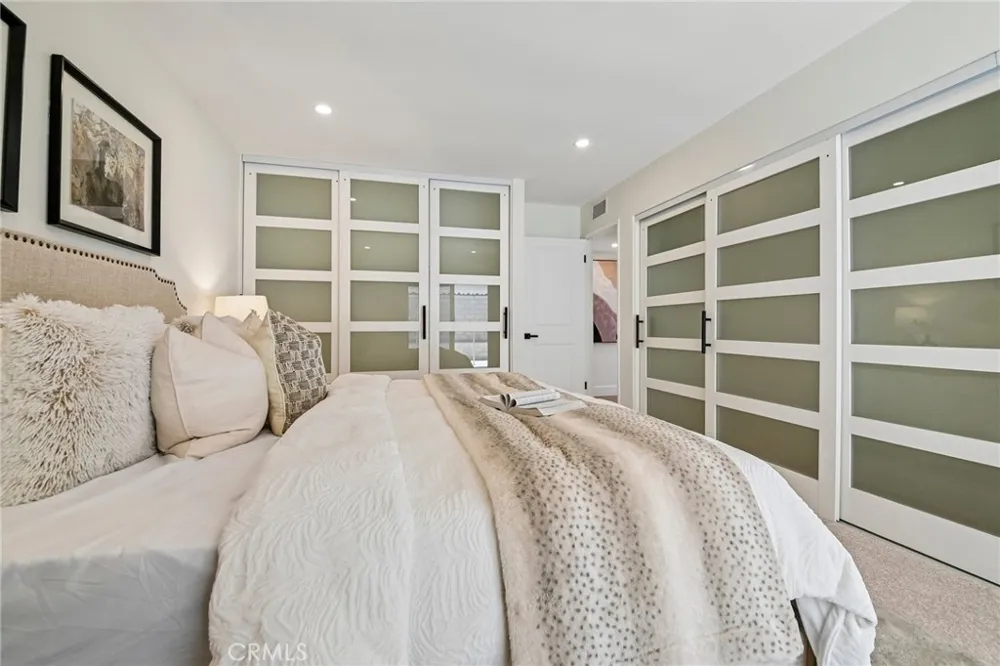 25141 Madeira Laguna Hills, CA 92653