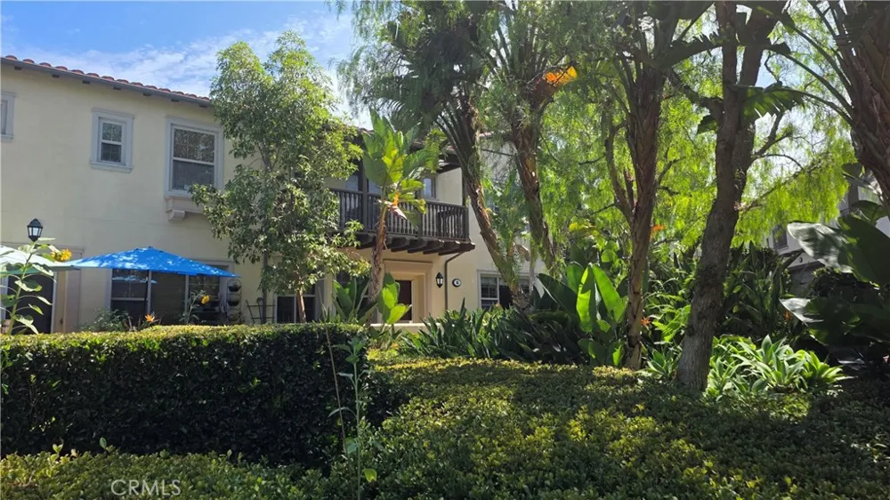 45 Iceberg Rose Irvine, CA 92620