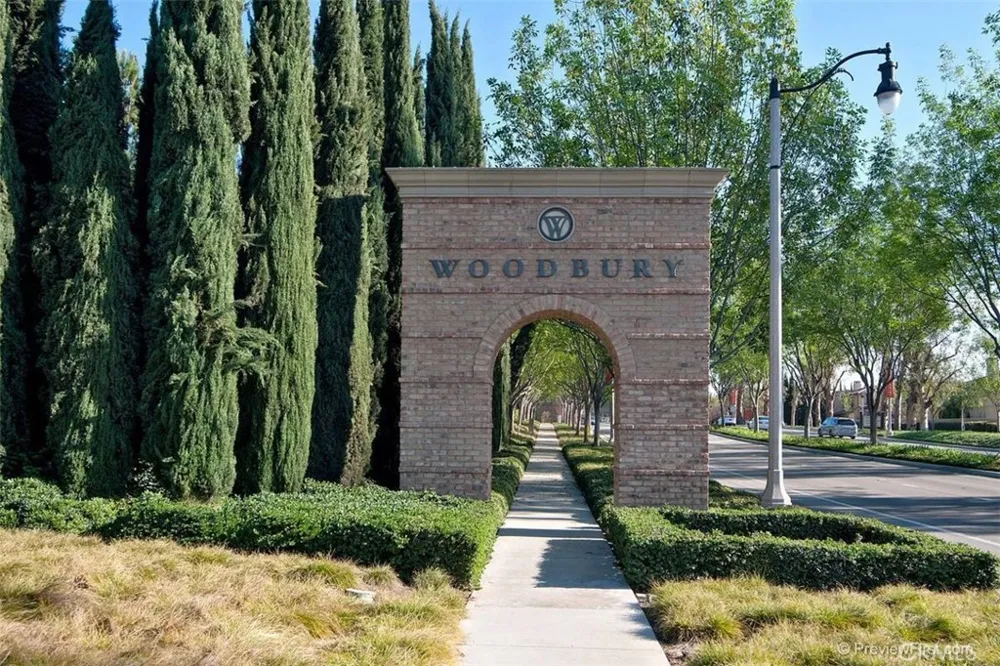 45 Iceberg Rose Irvine, CA 92620
