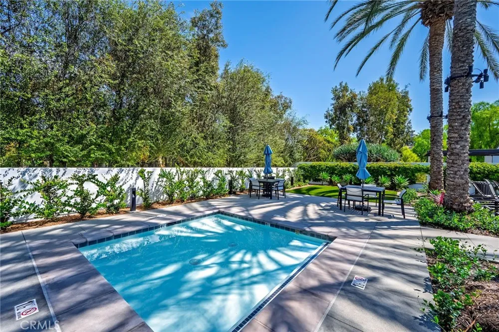 45 Iceberg Rose Irvine, CA 92620