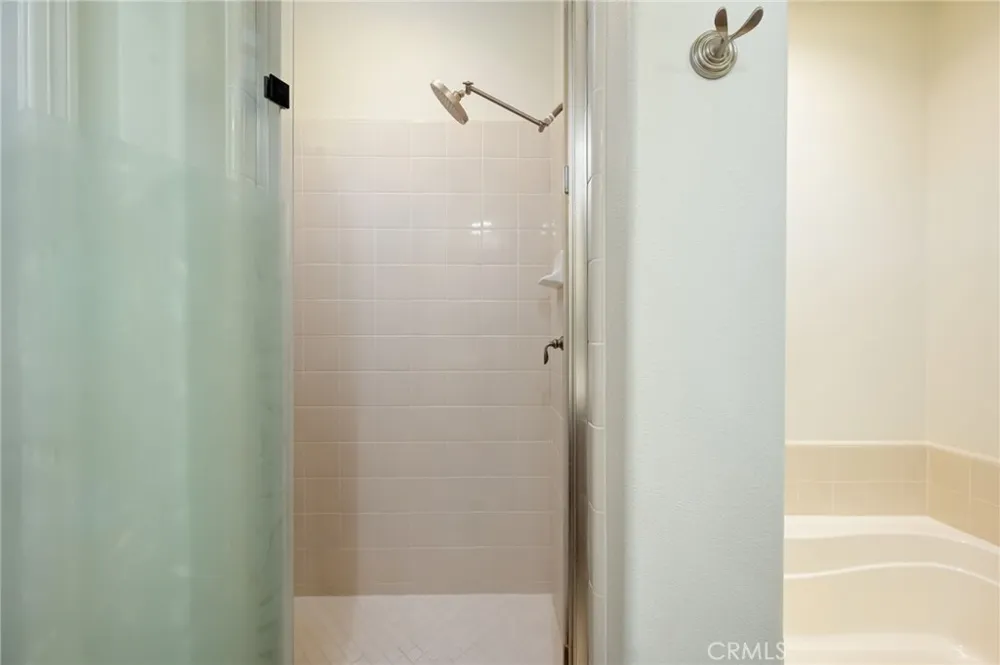 45 Iceberg Rose Irvine, CA 92620