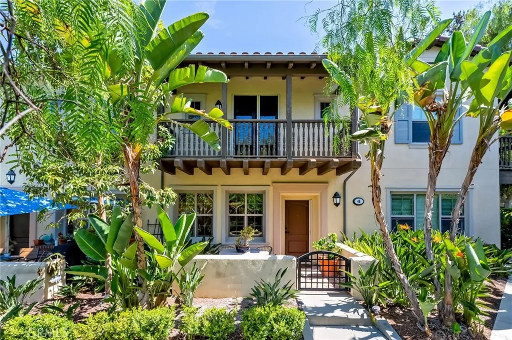 45 Iceberg Rose Irvine, CA 92620