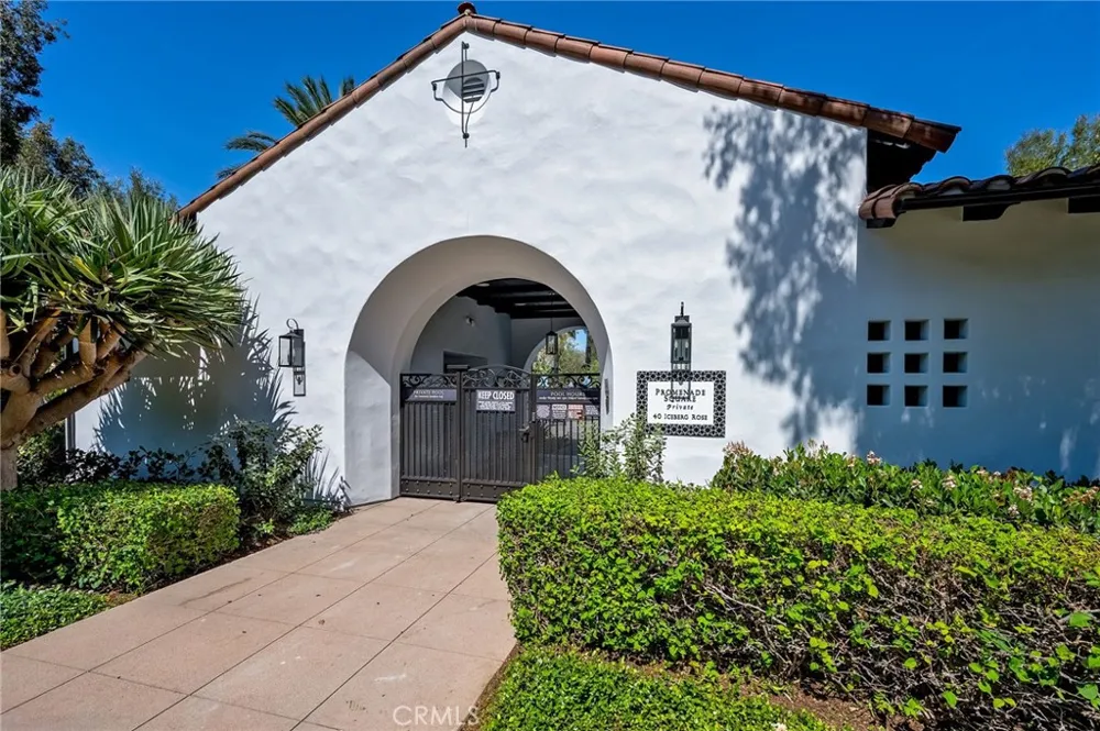 45 Iceberg Rose Irvine, CA 92620
