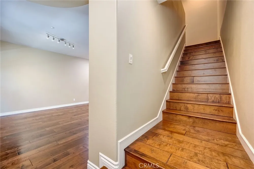 45 Iceberg Rose Irvine, CA 92620
