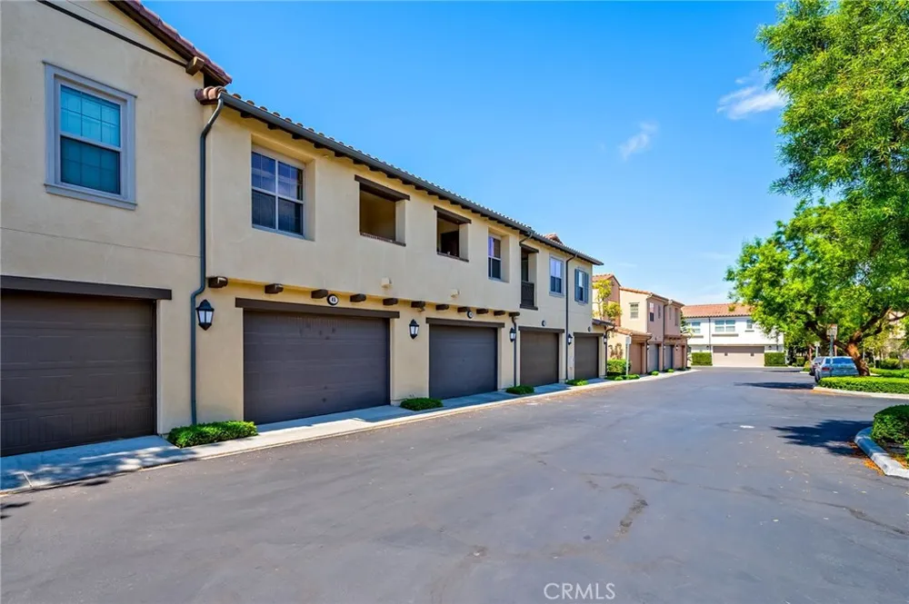 45 Iceberg Rose Irvine, CA 92620